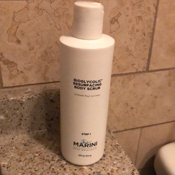 Bath & Body Jan Marini Bioglycolic Resurfacing Body Scrub Poshmark